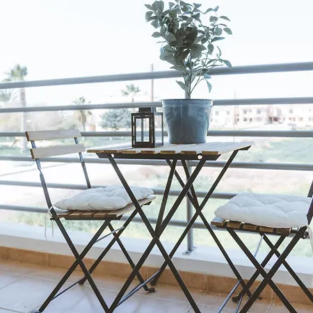 Daire Blue Touch Pervolia Paradise Near The *