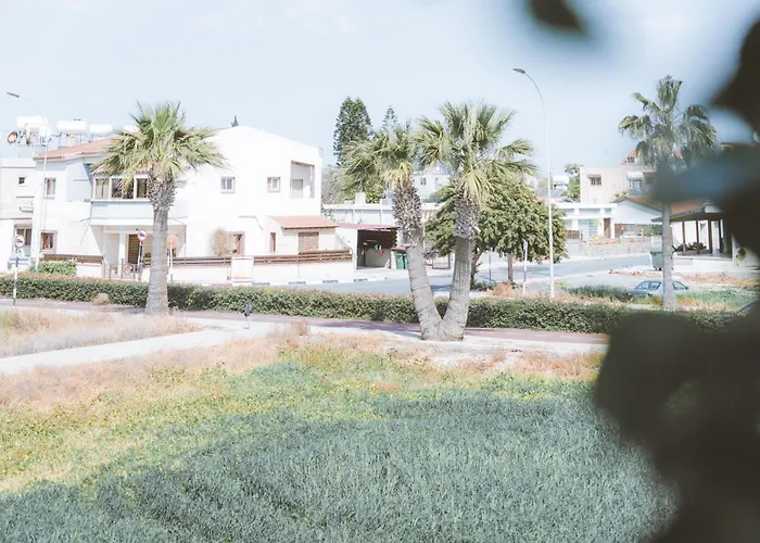 Blue Touch Pervolia Paradise Near The Ларнака